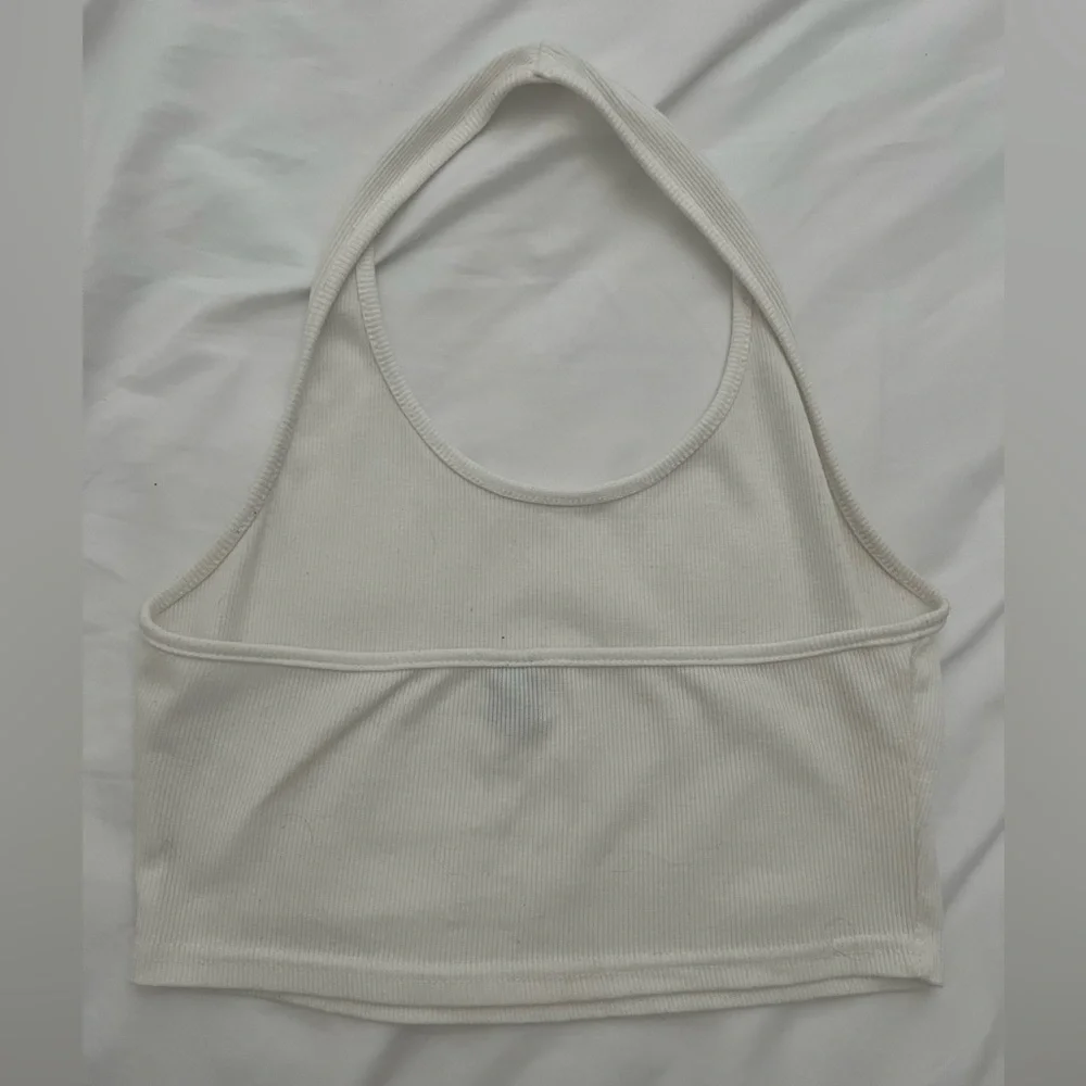 Top - Picture 2 of 3